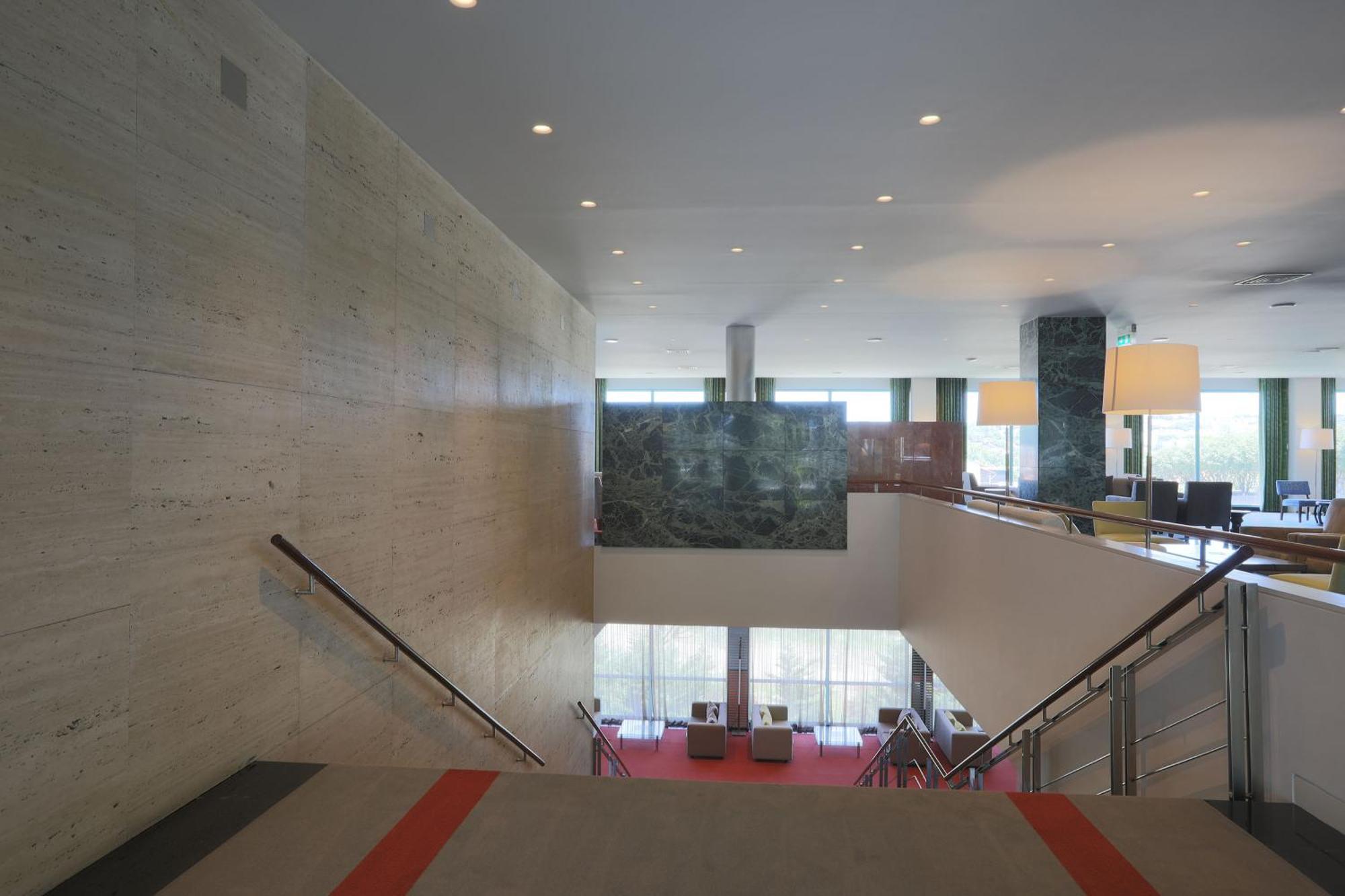 Hotel De Guimaraes Business & Spa Exterior photo