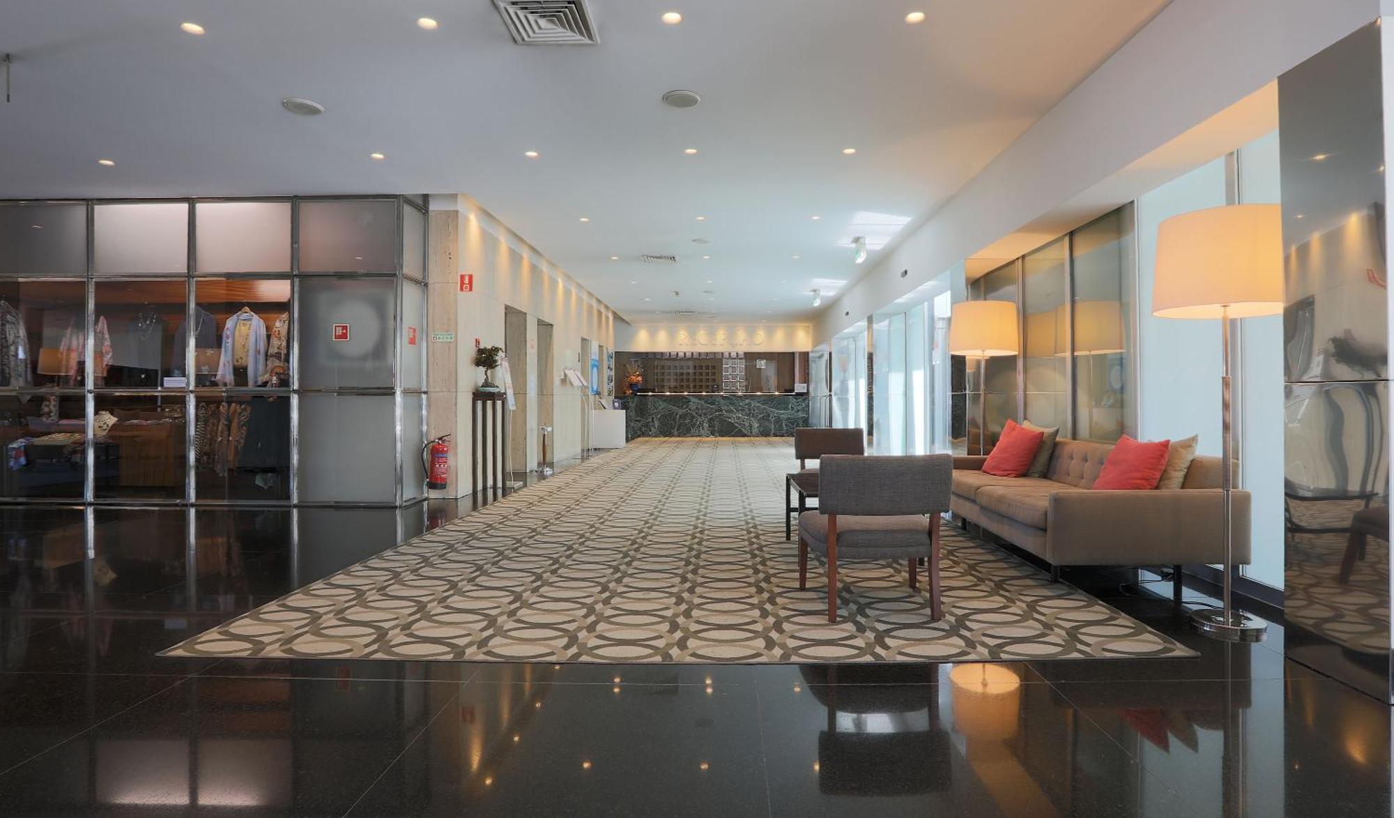Hotel De Guimaraes Business & Spa Exterior photo
