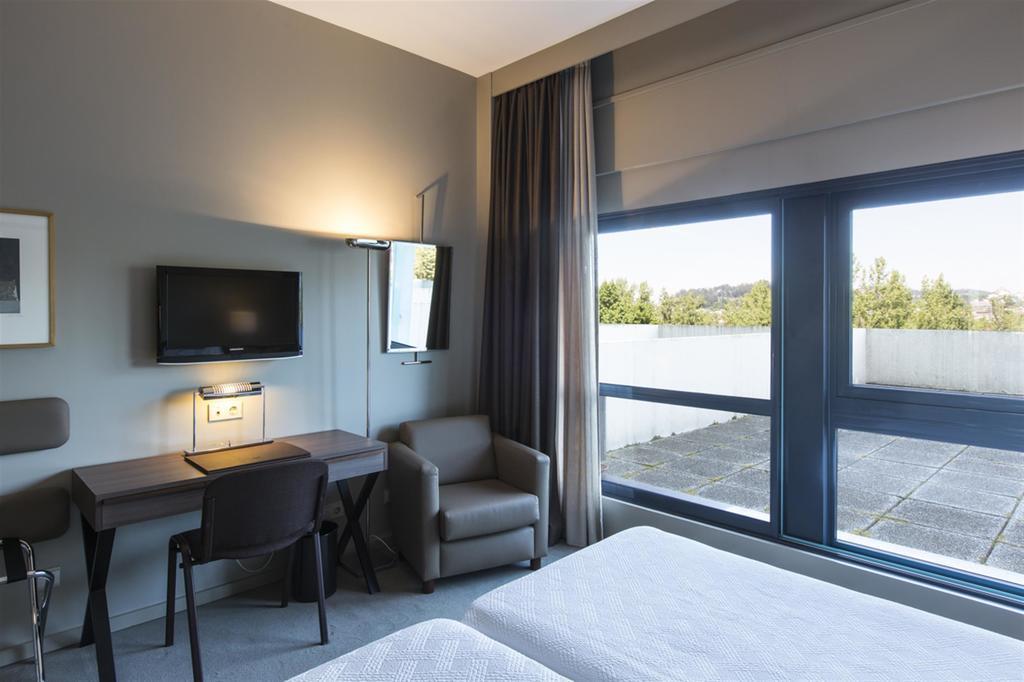 Hotel De Guimaraes Business & Spa Exterior photo