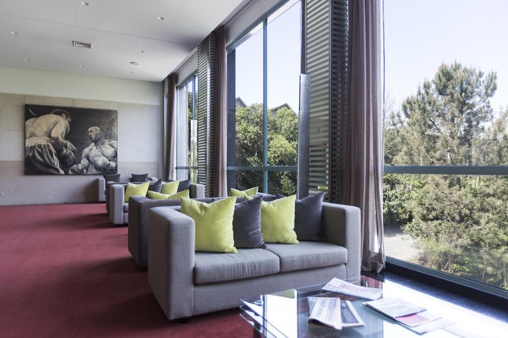 Hotel De Guimaraes Business & Spa Exterior photo